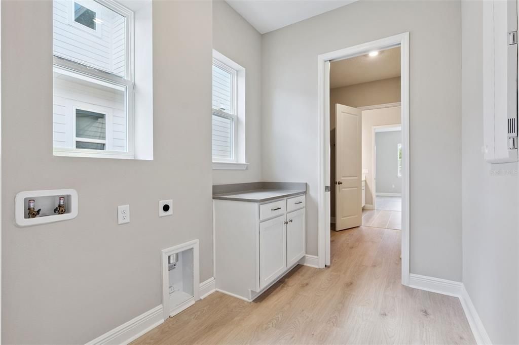 For Sale: $469,990 (3 beds, 2 baths, 2038 Square Feet)