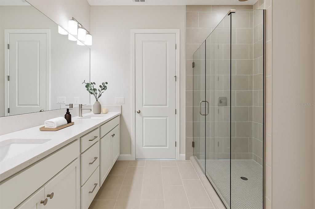 For Sale: $469,990 (3 beds, 2 baths, 2038 Square Feet)