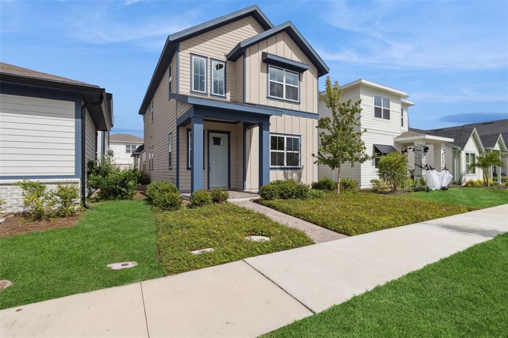 For Sale: $469,990 (3 beds, 2 baths, 2038 Square Feet)