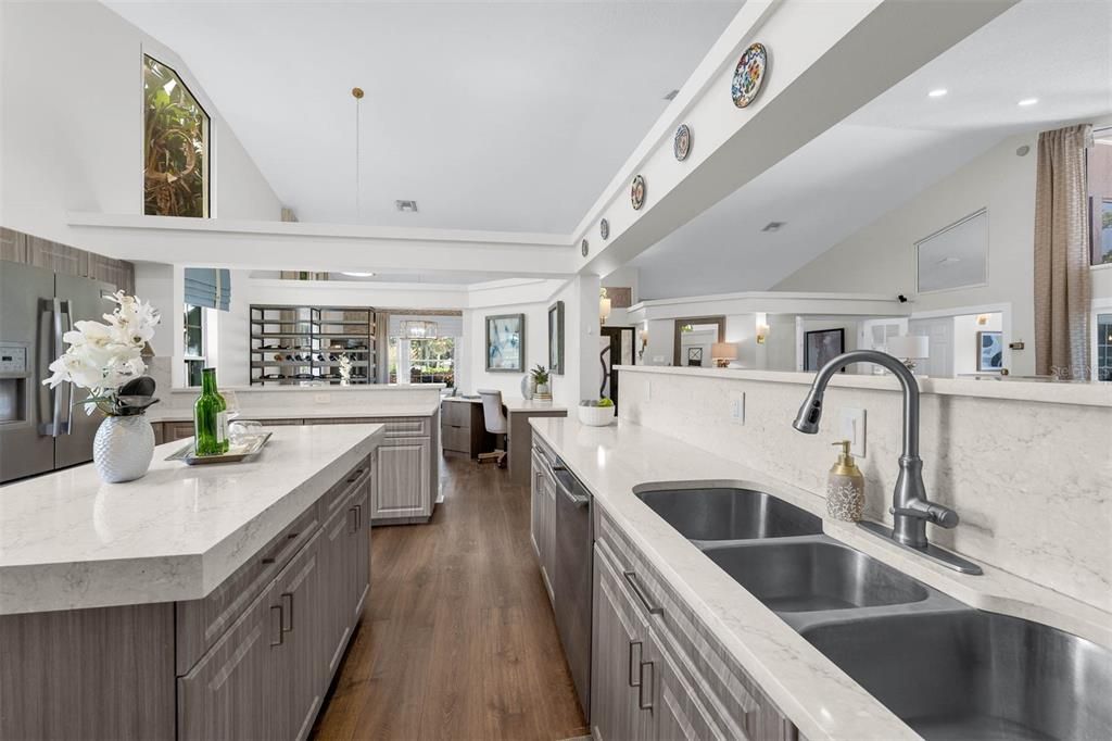 待售: $739,900 (3 贝兹, 3 浴室, 3102 平方英尺)