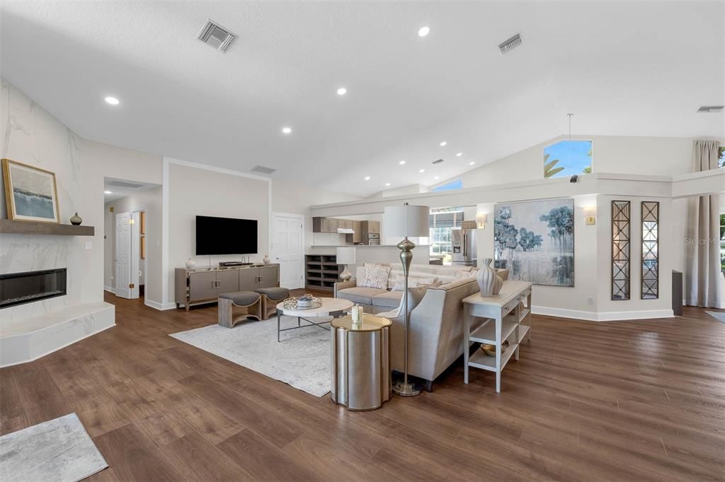 待售: $739,900 (3 贝兹, 3 浴室, 3102 平方英尺)