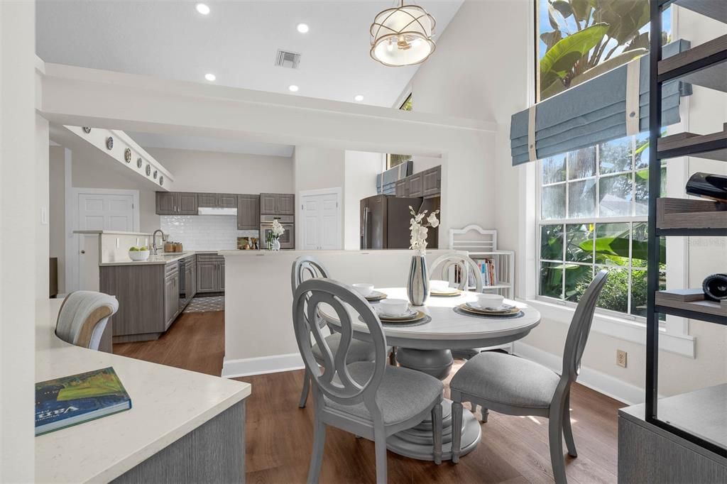 待售: $739,900 (3 贝兹, 3 浴室, 3102 平方英尺)