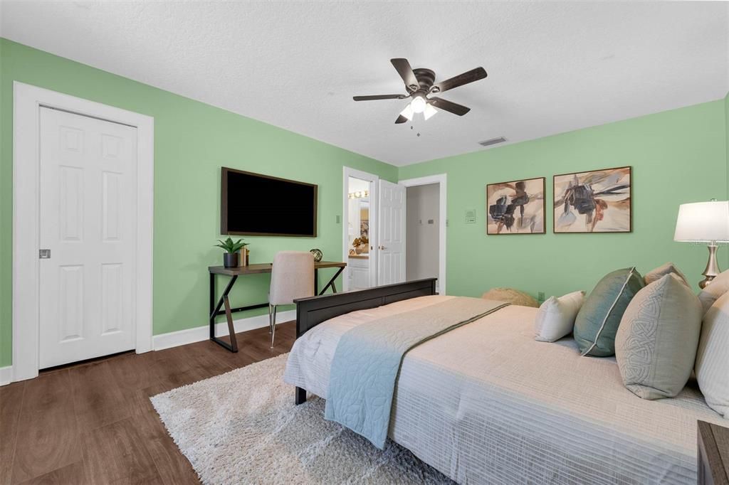 待售: $739,900 (3 贝兹, 3 浴室, 3102 平方英尺)