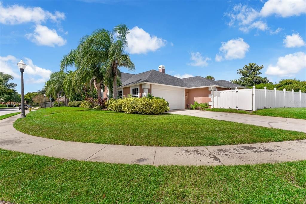 待售: $739,900 (3 贝兹, 3 浴室, 3102 平方英尺)