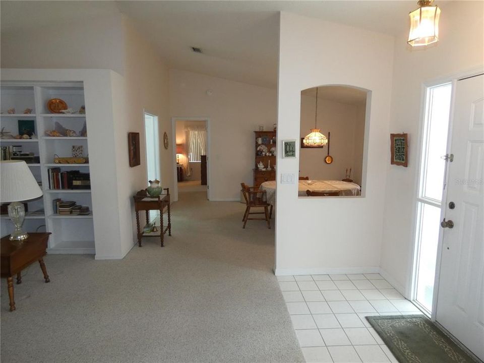 For Sale: $278,000 (3 beds, 2 baths, 2036 Square Feet)