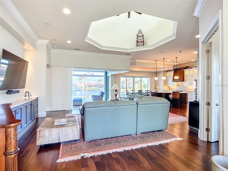 En Venta: $1,849,000 (3 camas, 3 baños, 2712 Pies cuadrados)