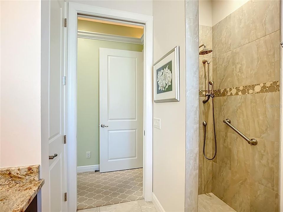 En Venta: $1,849,000 (3 camas, 3 baños, 2712 Pies cuadrados)