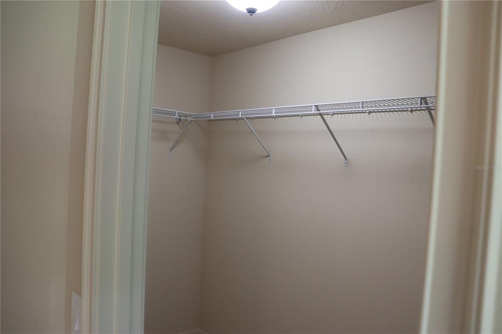 For Sale: $329,000 (3 beds, 2 baths, 1341 Square Feet)