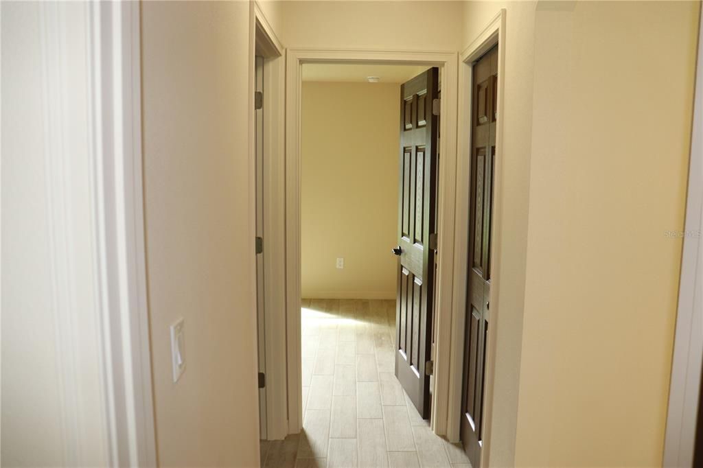 For Sale: $329,000 (3 beds, 2 baths, 1341 Square Feet)