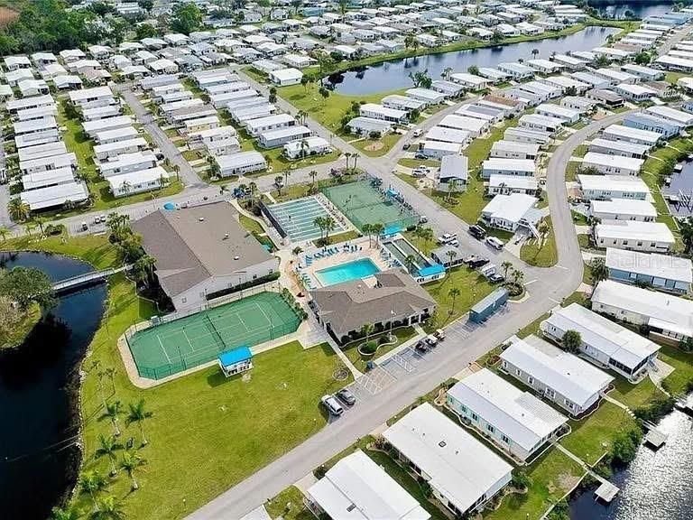 En Venta: $134,500 (2 camas, 2 baños, 1332 Pies cuadrados)