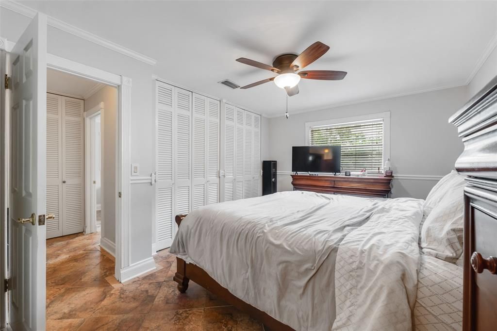 На продажу: $455,000 (4 спален, 2 ванн, 1873 Квадратных фут)