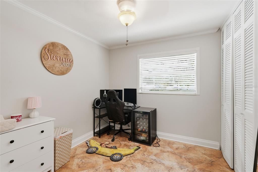 На продажу: $455,000 (4 спален, 2 ванн, 1873 Квадратных фут)