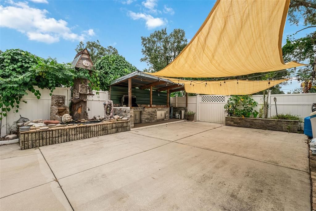 На продажу: $455,000 (4 спален, 2 ванн, 1873 Квадратных фут)