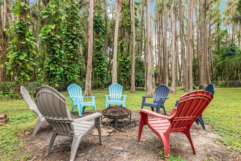 На продажу: $455,000 (4 спален, 2 ванн, 1873 Квадратных фут)