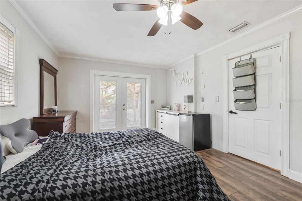 На продажу: $455,000 (4 спален, 2 ванн, 1873 Квадратных фут)