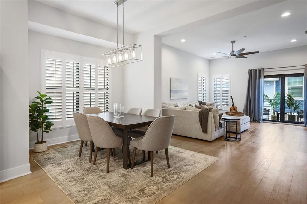 For Sale: $885,000 (3 beds, 3 baths, 2296 Square Feet)