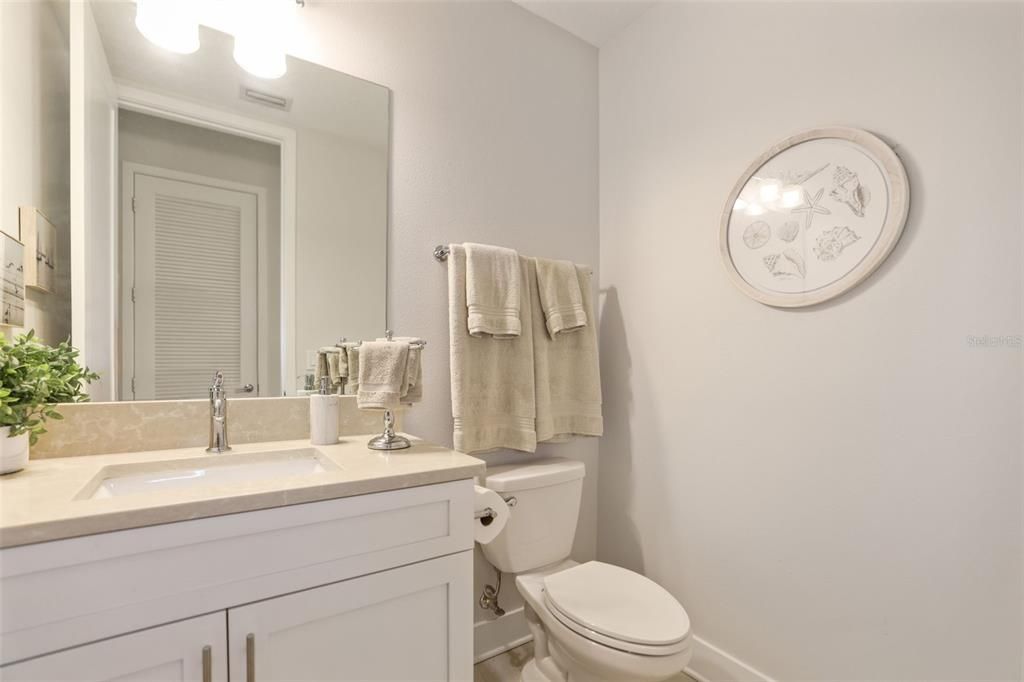 For Sale: $885,000 (3 beds, 3 baths, 2296 Square Feet)