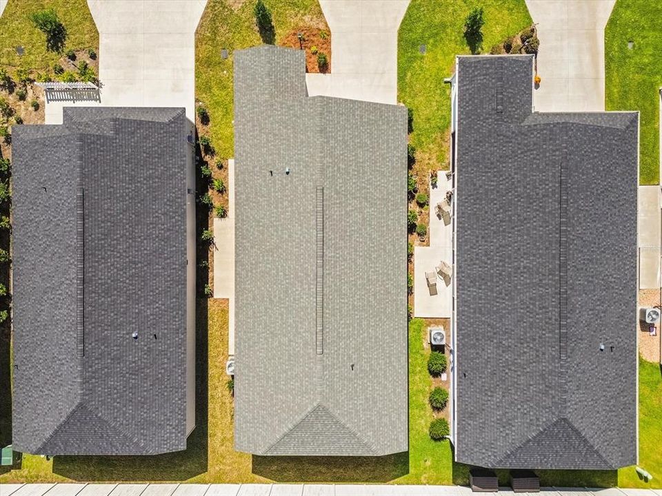 Active With Contract: $249,900 (2 beds, 2 baths, 1300 Square Feet)