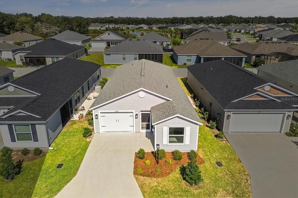 Active With Contract: $249,900 (2 beds, 2 baths, 1300 Square Feet)