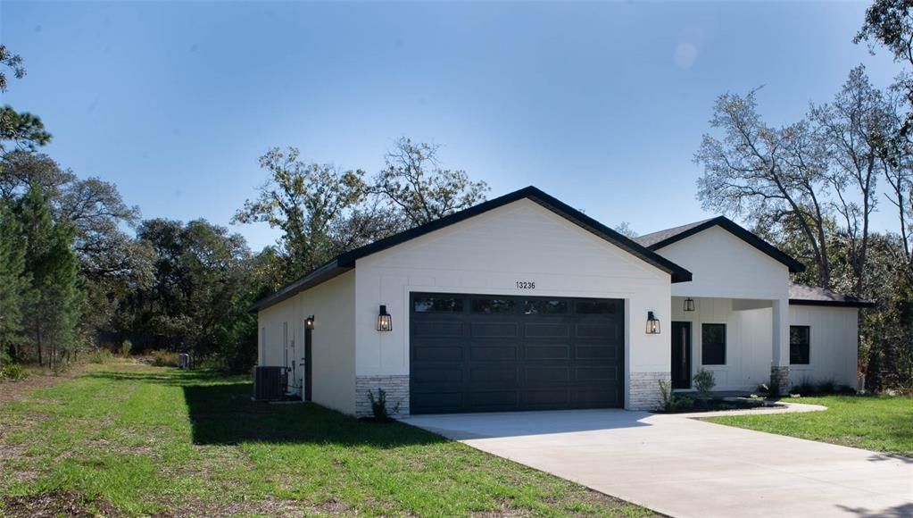 For Sale: $432,500 (3 beds, 2 baths, 2245 Square Feet)