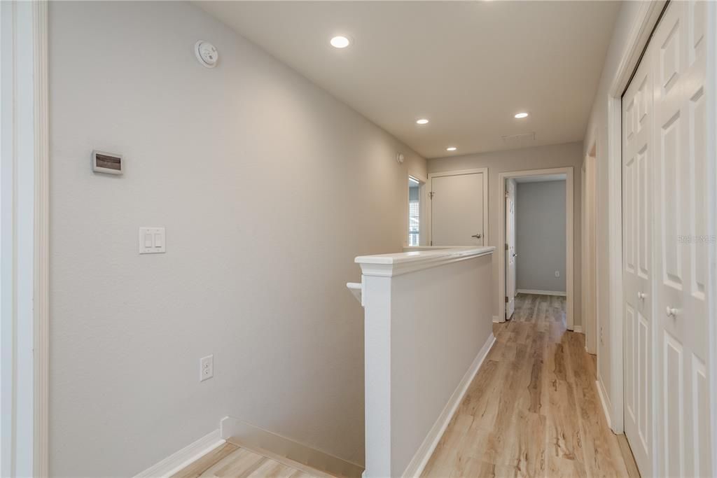 Activo con contrato: $275,000 (3 camas, 2 baños, 1627 Pies cuadrados)