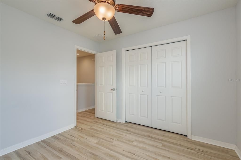 Activo con contrato: $275,000 (3 camas, 2 baños, 1627 Pies cuadrados)