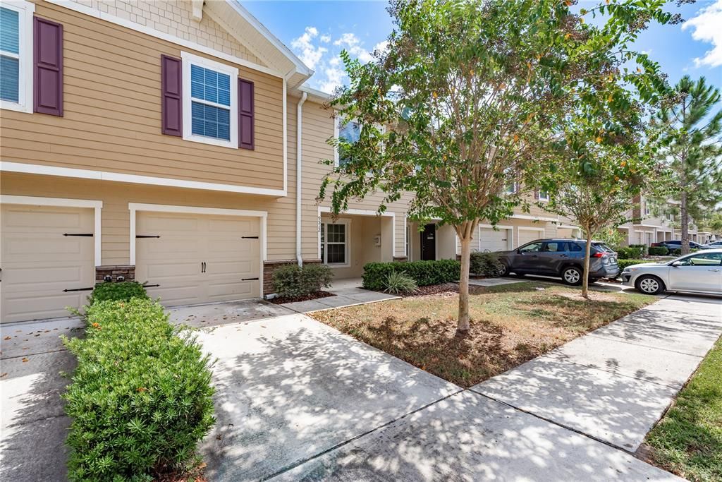 Activo con contrato: $275,000 (3 camas, 2 baños, 1627 Pies cuadrados)