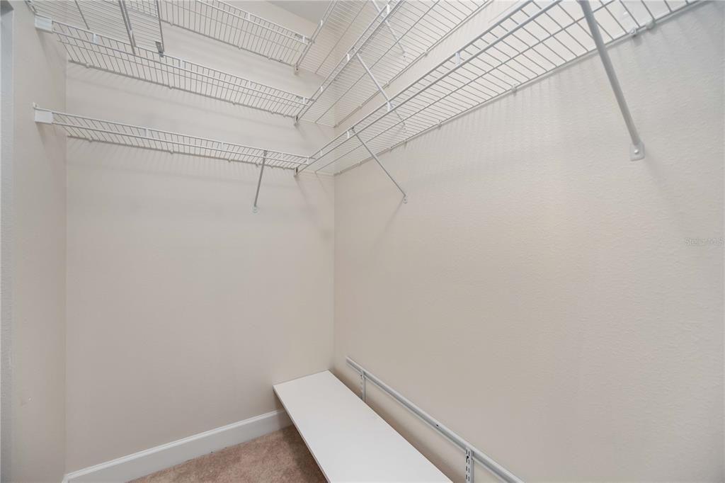 En Venta: $995,000 (3 camas, 3 baños, 2947 Pies cuadrados)