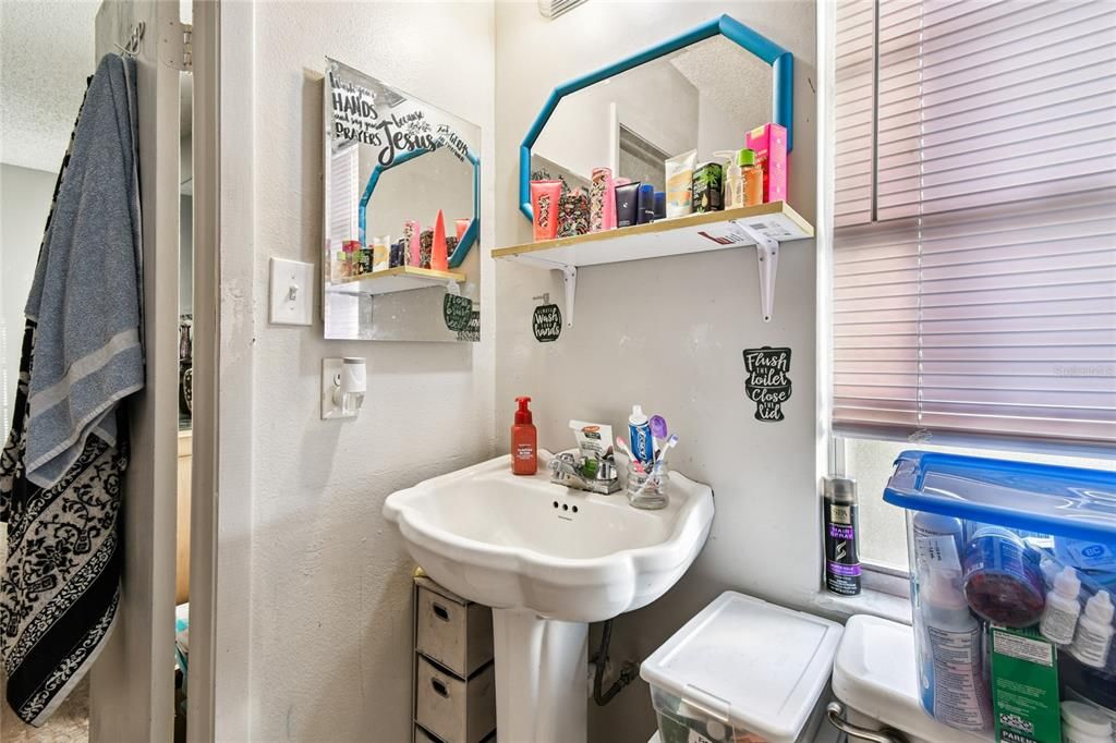 待售: $149,000 (3 贝兹, 2 浴室, 1238 平方英尺)