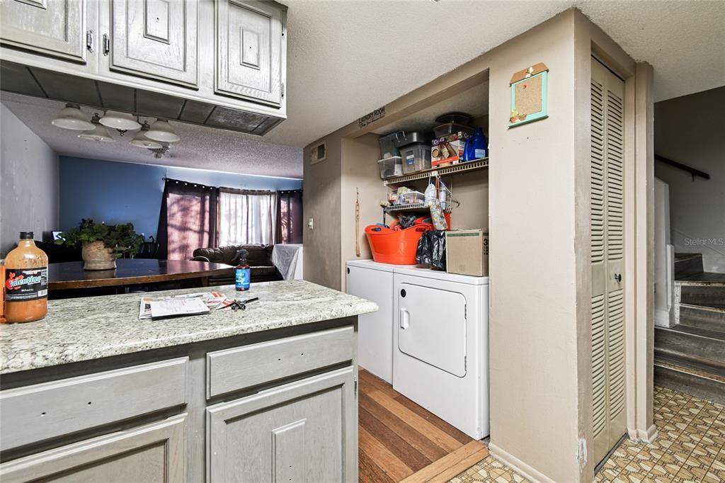 待售: $149,000 (3 贝兹, 2 浴室, 1238 平方英尺)