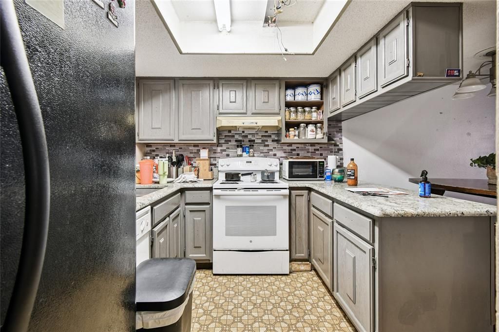 待售: $149,000 (3 贝兹, 2 浴室, 1238 平方英尺)