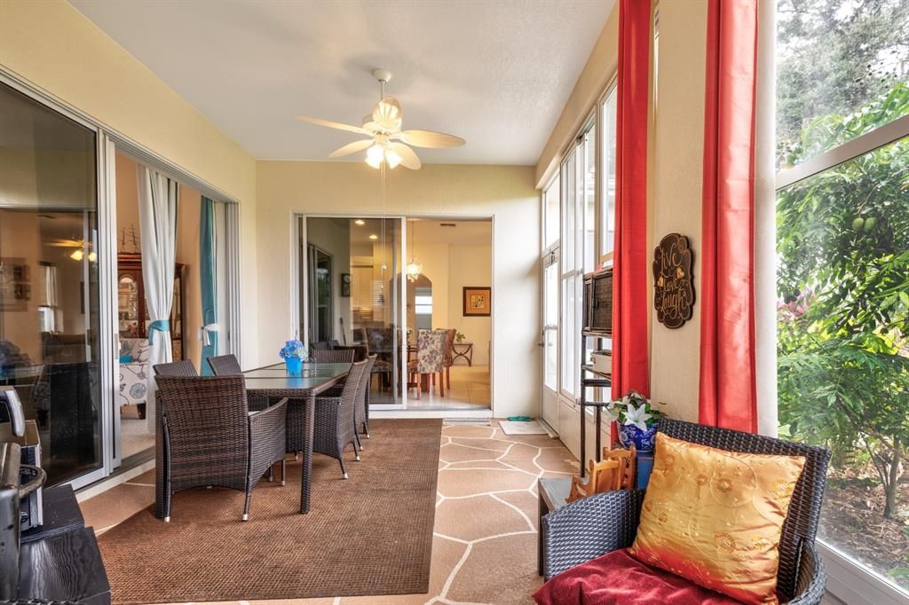 En Venta: $327,000 (3 camas, 2 baños, 1993 Pies cuadrados)