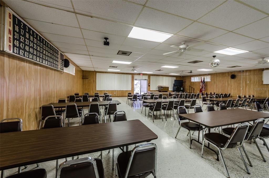 Active With Contract: $117,000 (2 beds, 1 baths, 1010 Square Feet)