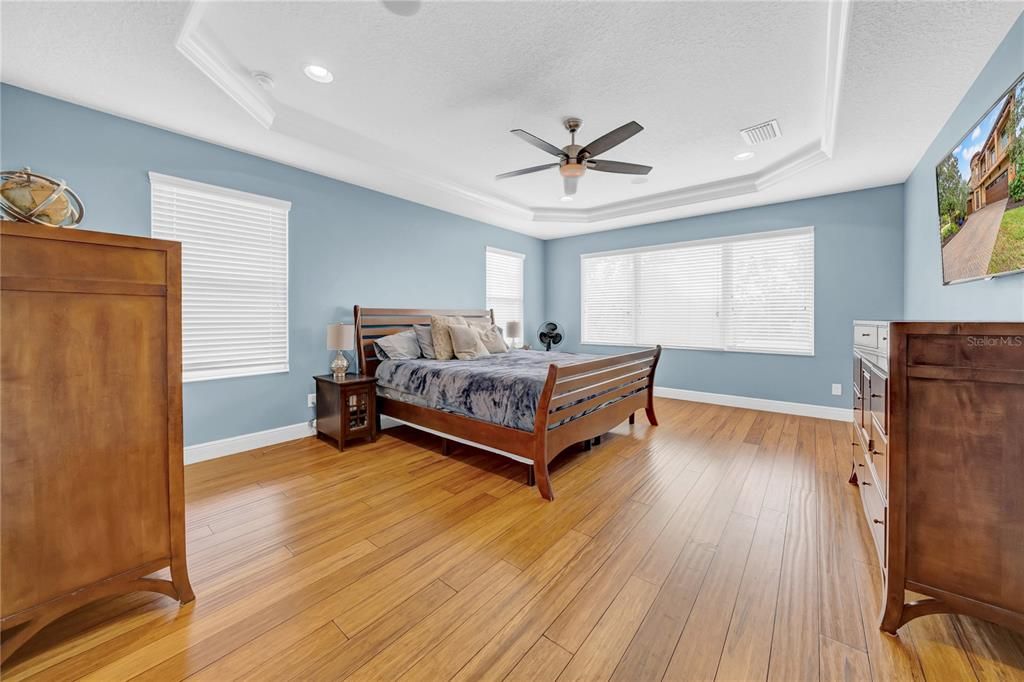 待售: $799,999 (5 贝兹, 4 浴室, 4180 平方英尺)