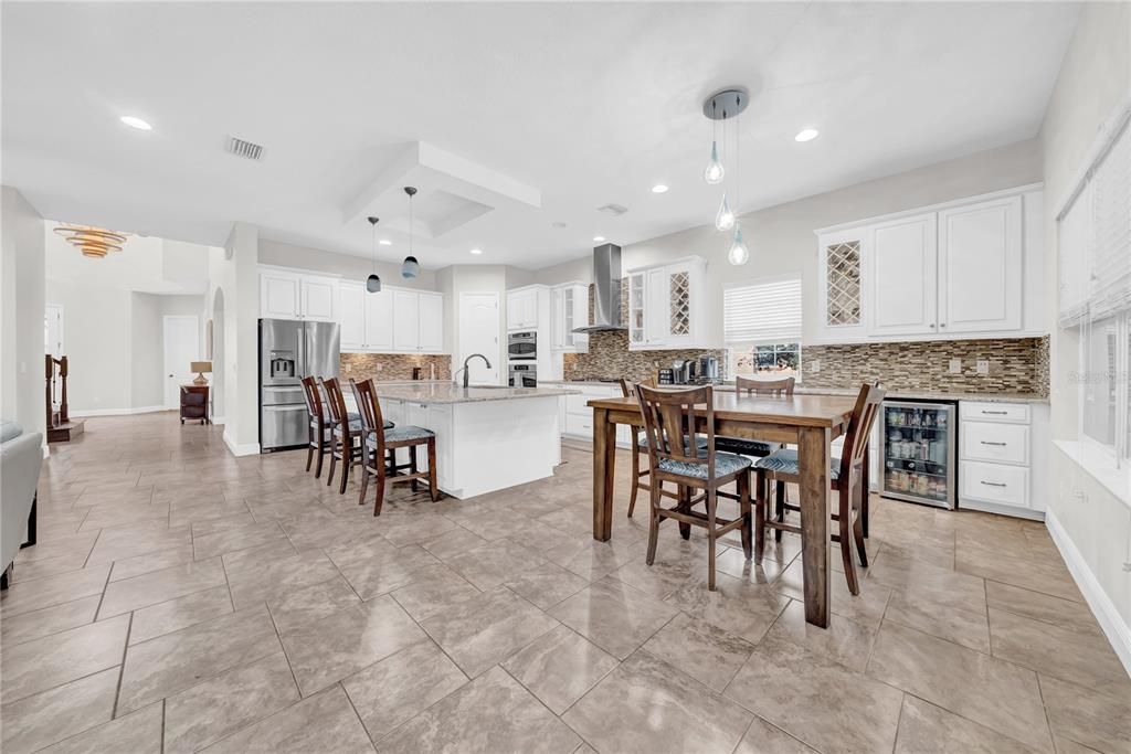 待售: $799,999 (5 贝兹, 4 浴室, 4180 平方英尺)