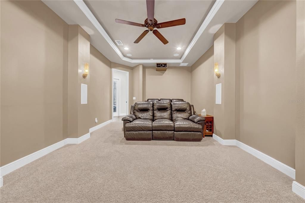 待售: $799,999 (5 贝兹, 4 浴室, 4180 平方英尺)