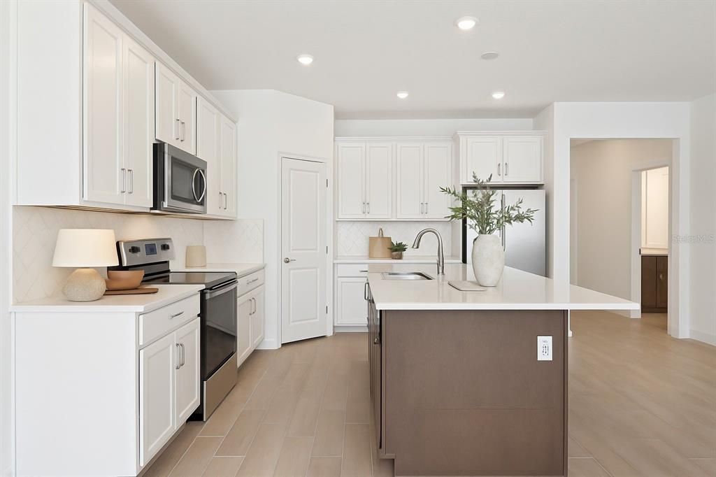 Active With Contract: $424,990 (4 beds, 2 baths, 1917 Square Feet)