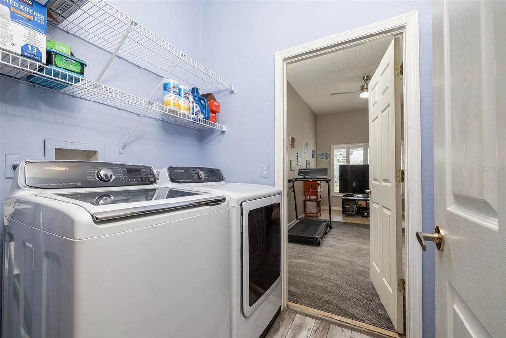 For Sale: $670,000 (4 beds, 2 baths, 2917 Square Feet)