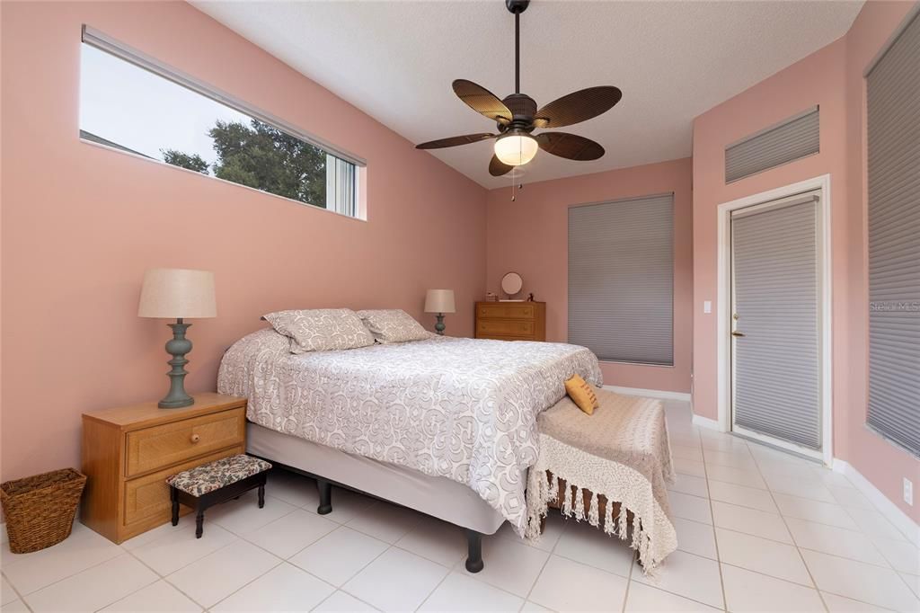 For Sale: $670,000 (4 beds, 2 baths, 2917 Square Feet)