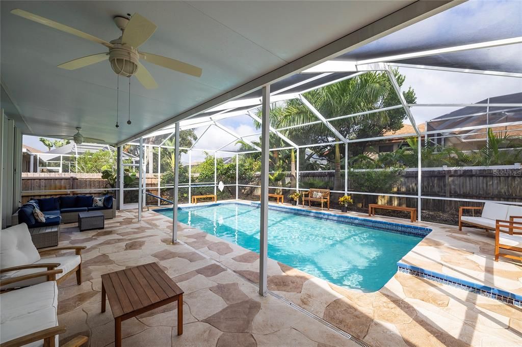 For Sale: $670,000 (4 beds, 2 baths, 2917 Square Feet)