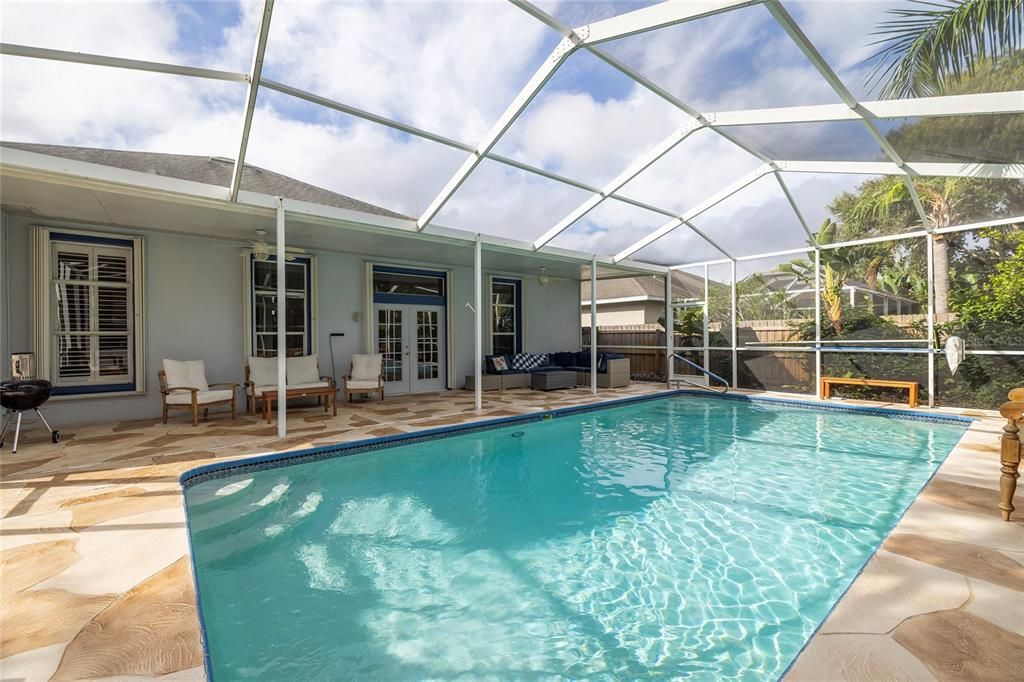 For Sale: $670,000 (4 beds, 2 baths, 2917 Square Feet)