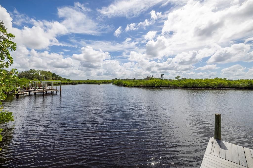 For Sale: $670,000 (4 beds, 2 baths, 2917 Square Feet)