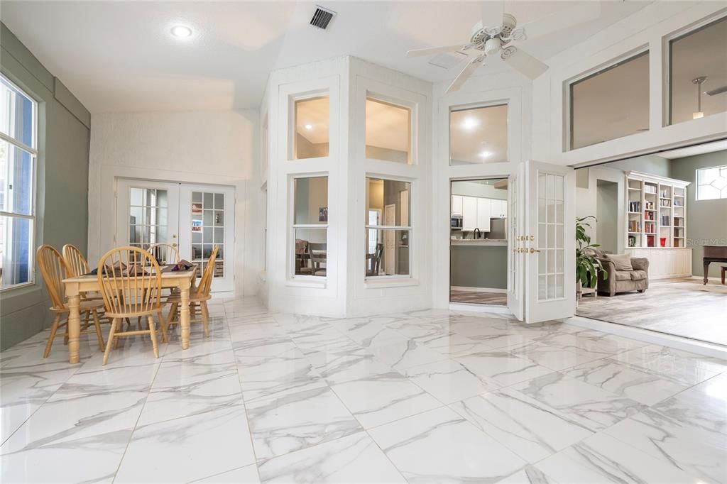 For Sale: $670,000 (4 beds, 2 baths, 2917 Square Feet)