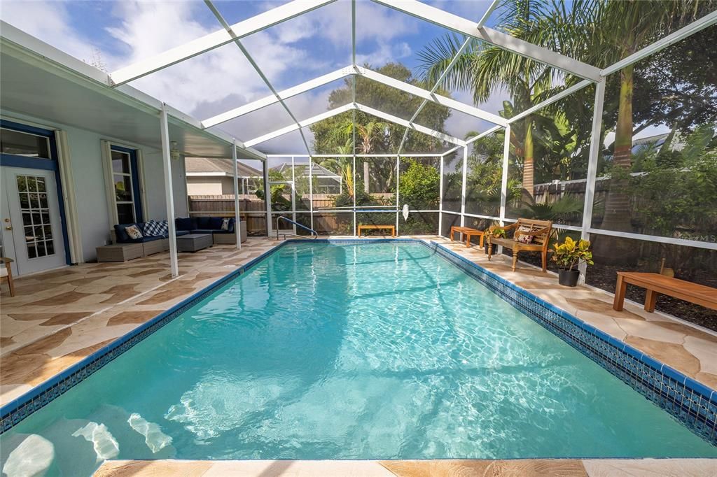 For Sale: $670,000 (4 beds, 2 baths, 2917 Square Feet)