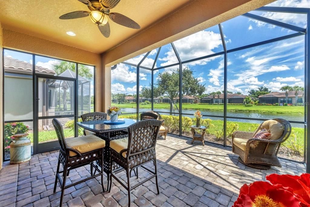 Activo con contrato: $679,900 (3 camas, 2 baños, 1886 Pies cuadrados)