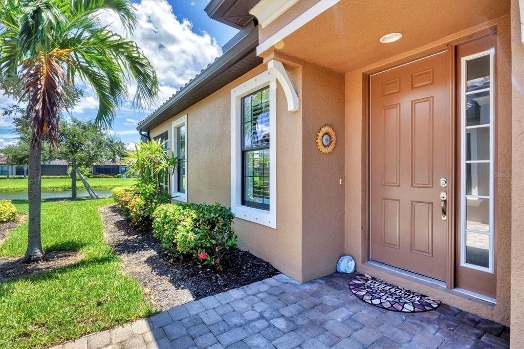 Activo con contrato: $679,900 (3 camas, 2 baños, 1886 Pies cuadrados)