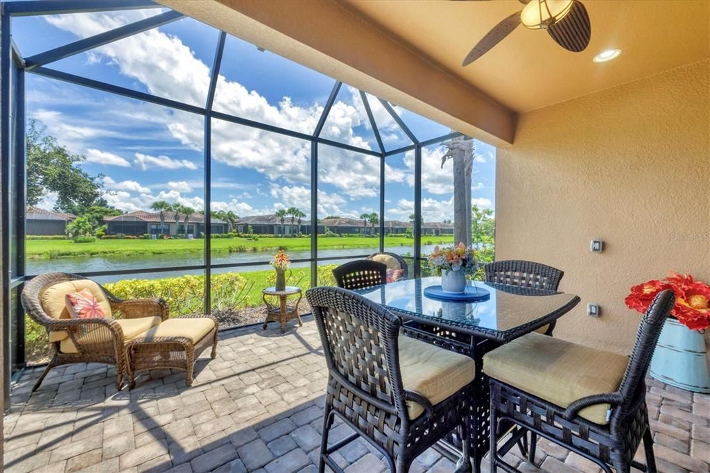 Activo con contrato: $679,900 (3 camas, 2 baños, 1886 Pies cuadrados)