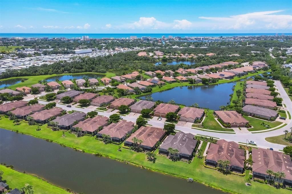 Activo con contrato: $679,900 (3 camas, 2 baños, 1886 Pies cuadrados)