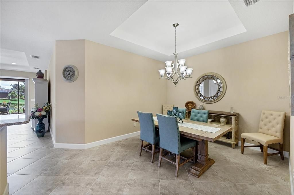 Activo con contrato: $679,900 (3 camas, 2 baños, 1886 Pies cuadrados)