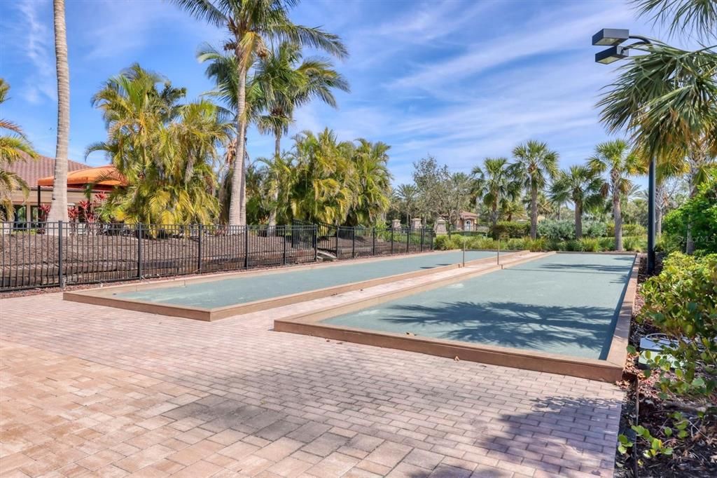 Activo con contrato: $679,900 (3 camas, 2 baños, 1886 Pies cuadrados)